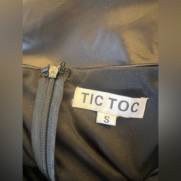 Tic Toc Black Halter Ruched Bodycon Mini Dress. Size Small. Like New! - Picture 3 of 5